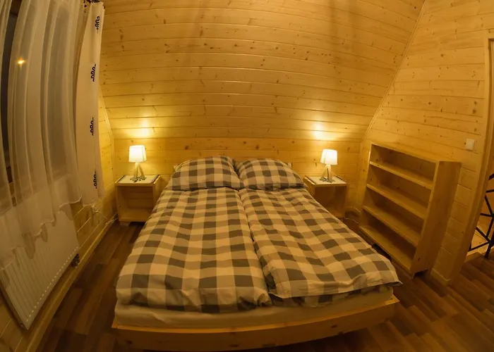 Pod Skocznią Domek alpejski